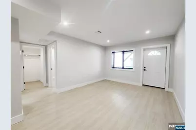 237 Grantwood Boulevard B #B, Palisades Park, NJ 07650 - Photo 20