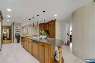 78 Apple Ridge, Woodcliff Lake, NJ 07677 - Photo 24