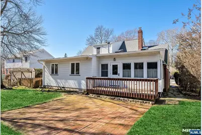 451 Central Park Drive, New Milford, NJ 07646 - Photo 18