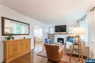 1125 W Laurelton Pkwy, Teaneck Township, NJ 07666 - Photo 6