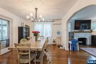 1125 W Laurelton Pkwy, Teaneck Township, NJ 07666 - Photo 8