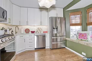 2051 Charles Ct, Mahwah, NJ 07430 - Photo 6