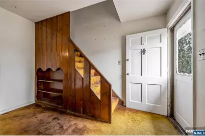 31 Cedar Street, Midland Park, NJ 07432 - Photo 8