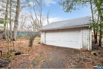 31 Cedar Street, Midland Park, NJ 07432 - Photo 24