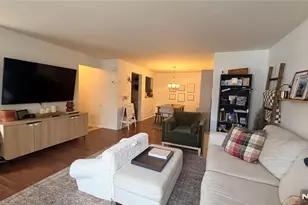 2098 Francis Ct 2098, Mahwah, NJ 07430 - Photo 2