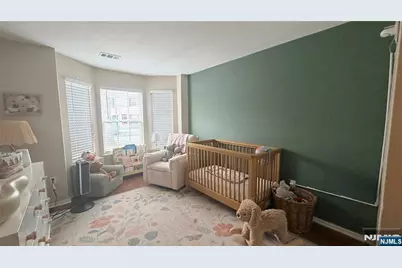 2098 Francis Court 2098 #2098, Mahwah, NJ 07430 - Photo 8