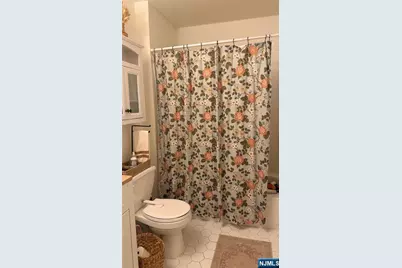 2098 Francis Court 2098 #2098, Mahwah, NJ 07430 - Photo 20