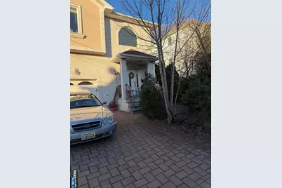 37 Park Row 2 #2, Wallington, NJ 07057 - Photo 4