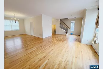426 Hillside Avenue 1 #1, Palisades Park, NJ 07650 - Photo 4