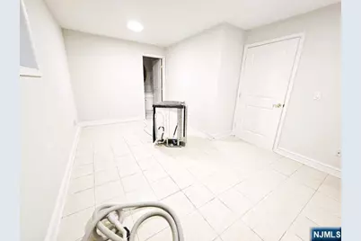 426 Hillside Avenue 1 #1, Palisades Park, NJ 07650 - Photo 14