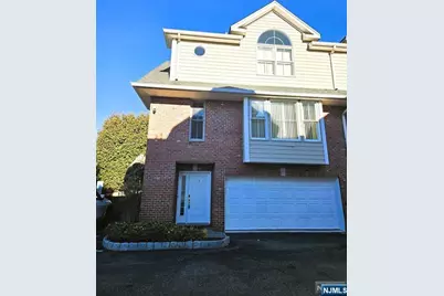 426 Hillside Avenue 1 #1, Palisades Park, NJ 07650 - Photo 1
