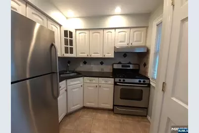 116 71st Street 12 #12, Guttenberg, NJ 07093 - Photo 10