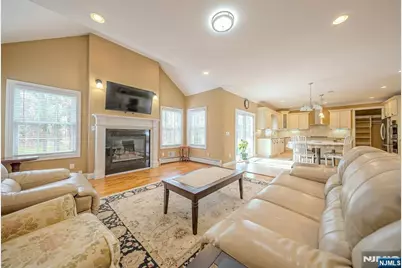 54 Charles Place, Old Tappan, NJ 07675 - Photo 16