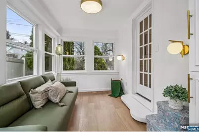 27 W Hartshorn Terrace, West Orange Township, NJ 07052 - Photo 18