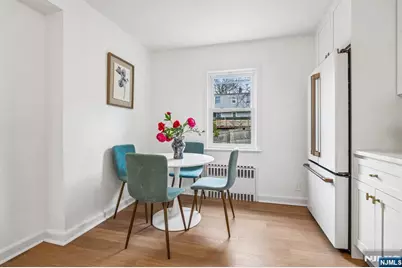 27 W Hartshorn Terrace, West Orange Township, NJ 07052 - Photo 12