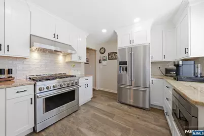 24 Maple Avenue, Waldwick, NJ 07463 - Photo 8