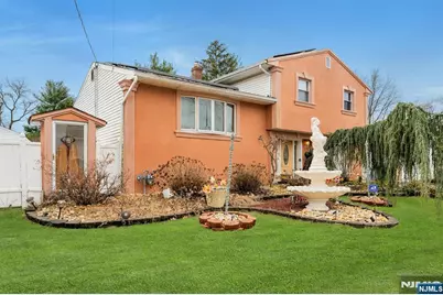 8 Monaghan Road, Edison, NJ 08817 - Photo 2