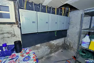 458 Shannon Pl, Cliffside Park, NJ 07010 - Photo 22