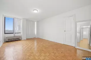 200 Winston 617, Cliffside Park, NJ 07010 - Photo 8