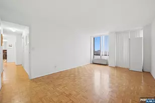 200 Winston 617, Cliffside Park, NJ 07010 - Photo 10