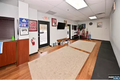 60 Whitney Road 10 #10, Mahwah, NJ 07430 - Photo 6