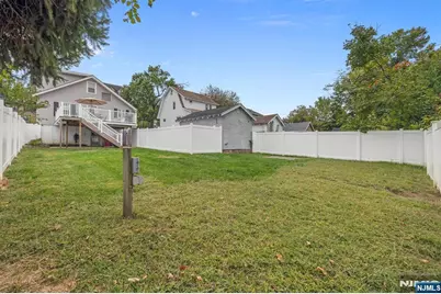 17 Lane Avenue, West Caldwell, NJ 07006 - Photo 32