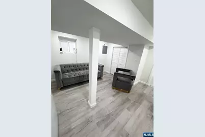 264 Greylock Parkway, Belleville, NJ 07109 - Photo 20