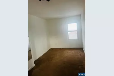 248 Terrace Avenue, Hasbrouck Heights, NJ 07604 - Photo 8