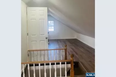 248 Terrace Avenue, Hasbrouck Heights, NJ 07604 - Photo 16