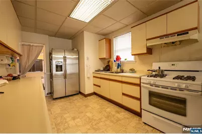 71 W Madison Avenue, Dumont, NJ 07628 - Photo 8