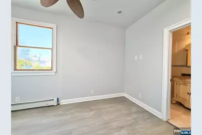 227 Washington Avenue, Hackensack, NJ 07601 - Photo 28