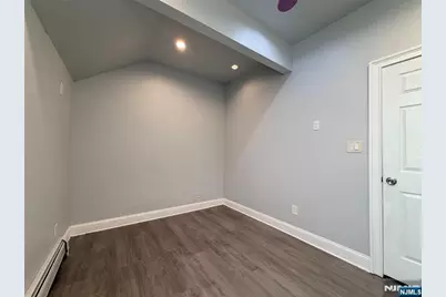 227 Washington Avenue, Hackensack, NJ 07601 - Photo 22