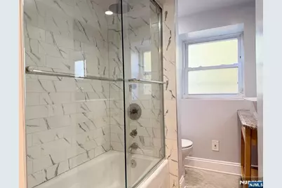 227 Washington Avenue, Hackensack, NJ 07601 - Photo 8