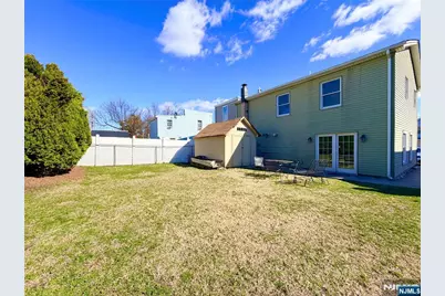 227 Washington Avenue, Hackensack, NJ 07601 - Photo 32