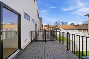 211 E Harriet Ave B, Palisades Park, NJ 07650 - Photo 16