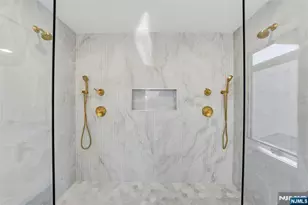 211 E Harriet Ave B, Palisades Park, NJ 07650 - Photo 26