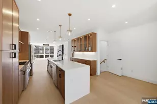 211 E Harriet Ave B, Palisades Park, NJ 07650 - Photo 14