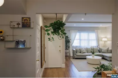 33 Claremont Avenue, Montclair, NJ 07042 - Photo 12