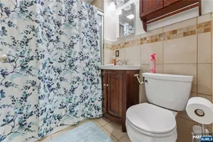 83 Village Rd, Pequannock Township, NJ 07444 - Photo 10