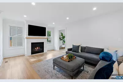 395 Colonial Boulevard, Washington Township, NJ 07676 - Photo 10