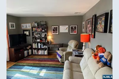 128 Ethel Avenue, Hawthorne, NJ 07506 - Photo 2