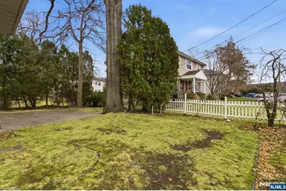 90 Cortland Place Flr 2 #Flr 2, Tenafly, NJ 07670 - Photo 16