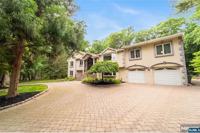 136 Willow Drive, Old Tappan, NJ 07675 - Photo 2
