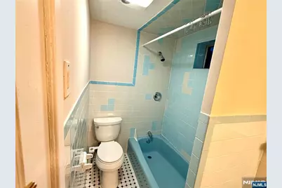 6306 Jf Kennedy Boulevard B #B, West New York, NJ 07093 - Photo 12