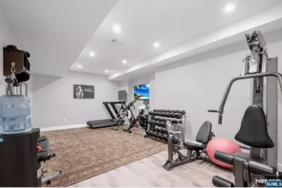 495 Wilson Avenue, Paramus, NJ 07652 - Photo 42