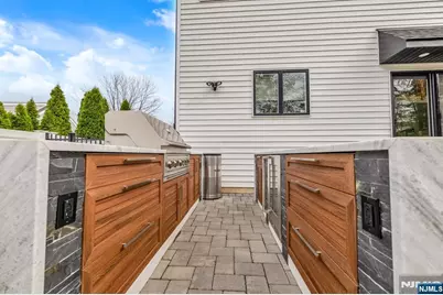 495 Wilson Avenue, Paramus, NJ 07652 - Photo 48