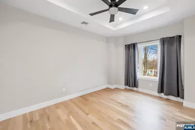 495 Wilson Avenue, Paramus, NJ 07652 - Photo 24