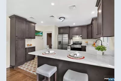 247 Steilen Avenue, Ridgewood, NJ 07450 - Photo 6