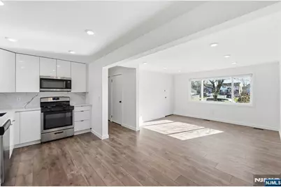 73 Macarthur Avenue, Lodi, NJ 07644 - Photo 6