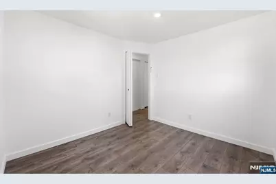 73 Macarthur Avenue, Lodi, NJ 07644 - Photo 14